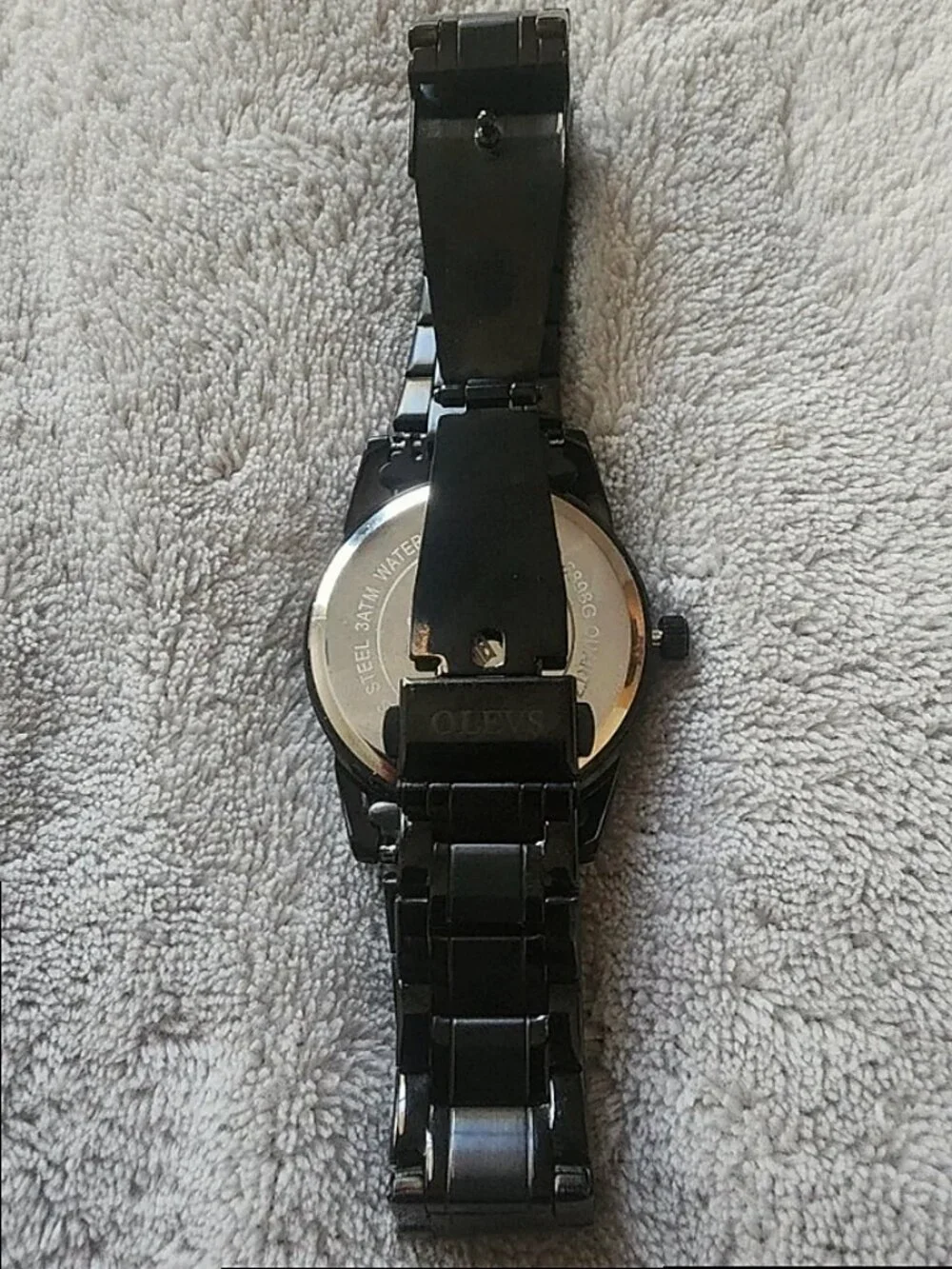 Men’s 4 Watch Bundle – Heavily flawed – Needs Batteries
